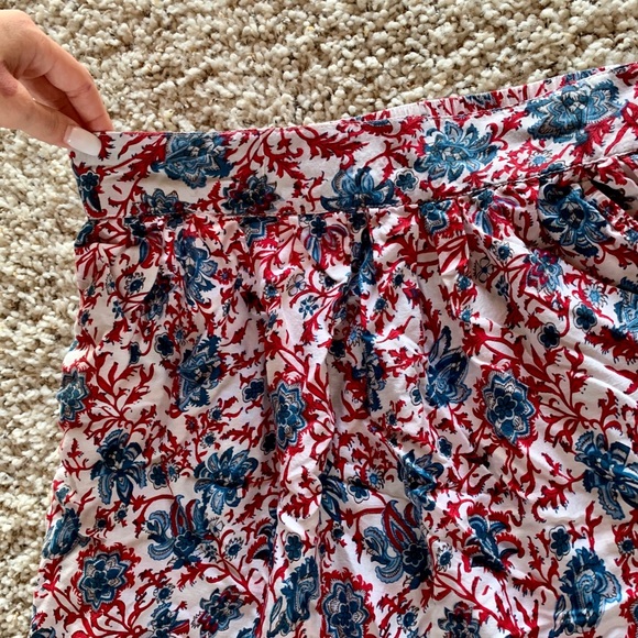 TWIK FLORAL LOOSE DESIGNED SKIRT - Picture 3 of 4